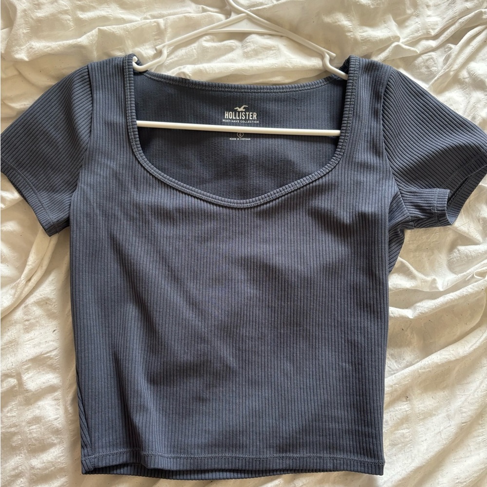 Hollister Ribbed Baby Tee